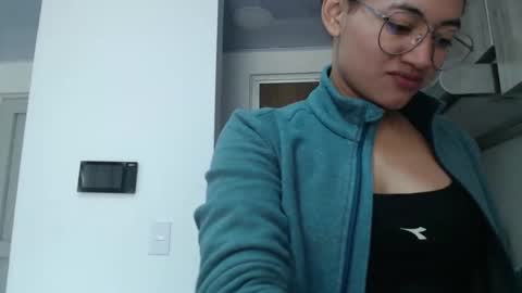 erotic_fusion_ online show from 11-01-25, 02:52