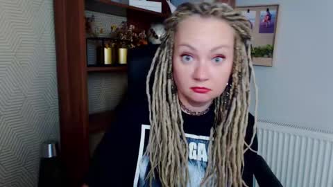 Snapshot of erotic_kaya chatting on 12-03-25, 05:22 KAYA online show from 12-03-25, 05:22