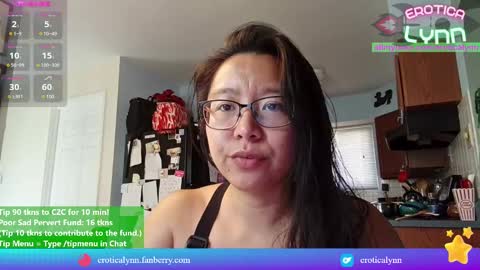 Snapshot of eroticalynn chatting on 10-09-25, 07:01 Lynn online show from 10-09-25, 07:01