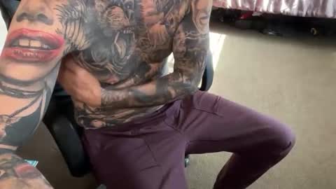 Erotic CloseUps online show from 12-17-25, 07:53