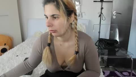 Snapshot of eroticsensualkitty4u chatting on 01-09-25, 08:03 eroticsensualkitty4u online show from 01-09-25, 08:03