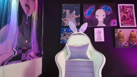 Snapshot of erotiicalexa chatting on 10-08-25, 12:58 Alexa online show from 10-08-25, 12:58