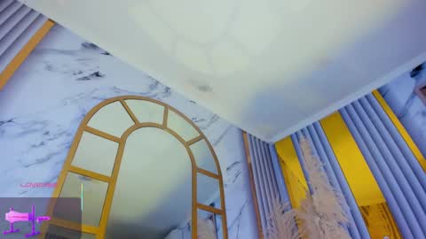 Snapshot of erotik_lady chatting on 02-12-25, 04:01 TINY online show from 02-12-25, 04:01