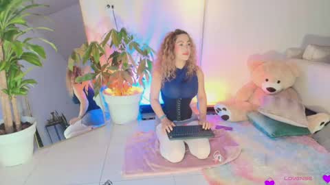 TINY  online show from 05-23-26, 03:34