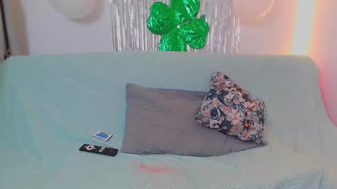 Snapshot of erzsidragon chatting on 03-14-26, 12:50 ErzsiDragon online show from 03-14-26, 12:50