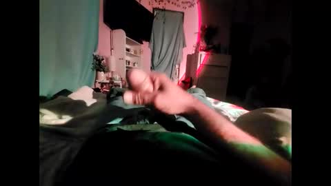 Snapshot of escape772 chatting on 02-10-25, 06:31 Caliente online show from 02-10-25, 06:31