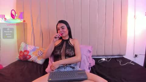 Scarlett online show from 03-26-26, 04:18