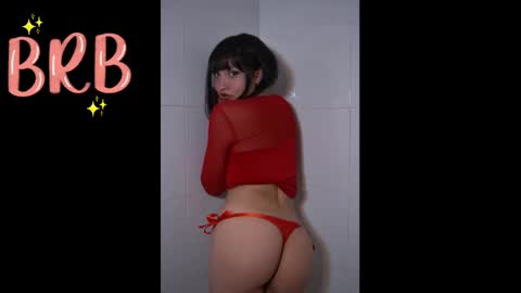 Snapshot of escarlett_wii chatting on 02-23-25, 12:37 SCARLETT online show from 02-23-25, 12:37