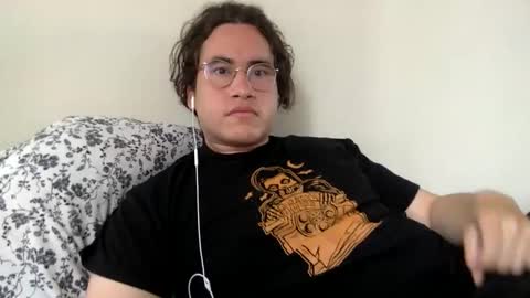 esiiiiiiiiis online show from 06-04-26, 06:47
