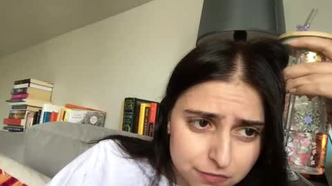 Snapshot of esimaralda chatting on 05-31-26, 03:41 esimaralda online show from 05-31-26, 03:41