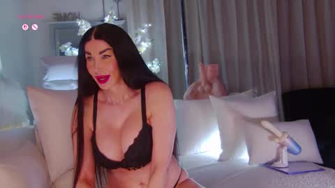 Esther online show from 03-17-26, 05:16