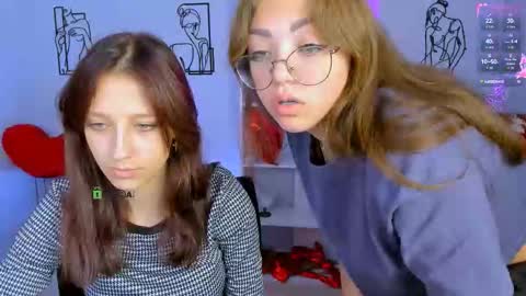 Snapshot of esma_shine chatting on 09-10-25, 08:03 esma_shine online show from 09-10-25, 08:03