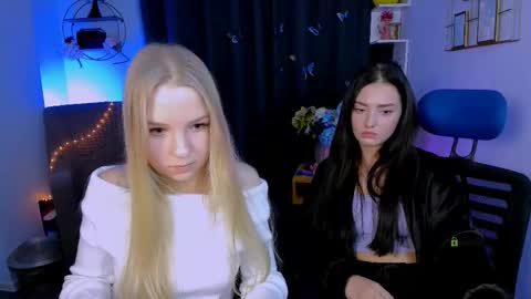 Snapshot of esma_shine chatting on 10-01-25, 06:03 esma_shine online show from 10-01-25, 06:03