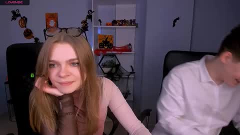 esma_shine online show from 10-27-25, 08:24