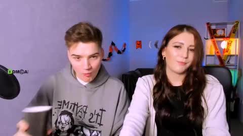 Snapshot of esma_shine chatting on 10-30-25, 08:31 esma_shine online show from 10-30-25, 08:31