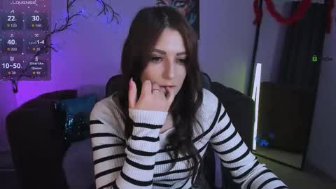 Snapshot of esma_shine chatting on 11-11-25, 08:09 esma_shine online show from 11-11-25, 08:09