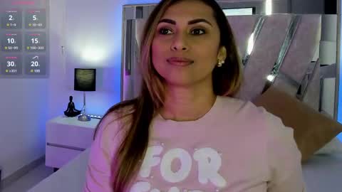 esmerald_golden online show from 03-11-25, 11:44