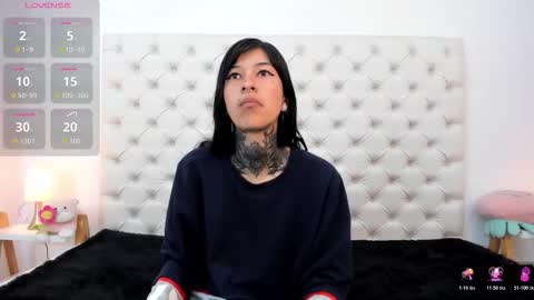 esmeralda  online show from 01-19-26, 02:32