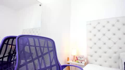 esmeralda  online show from 02-28-26, 03:57