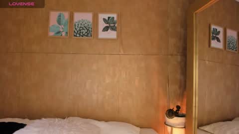 Esmeralda G online show from 03-07-25, 04:33