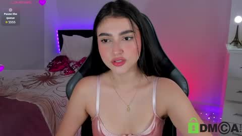 Esmeralda online show from 05-13-26, 01:08