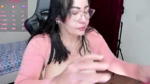 esme online show from 08-07-26, 08:55
