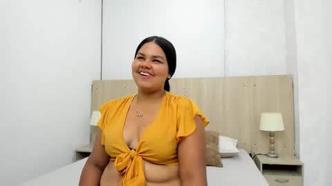 Esmeralda online show from 11-21-25, 07:23