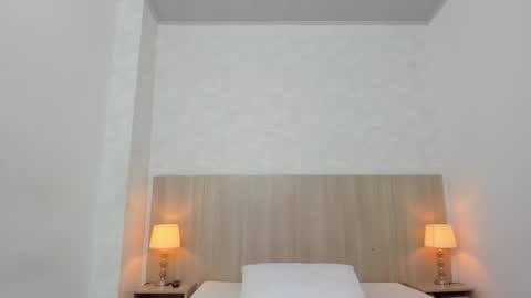 Esmeralda online show from 01-13-26, 07:19