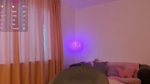 Snapshot of esmimilf chatting on 07-09-26, 06:23 Esmi online show from 07-09-26, 06:23