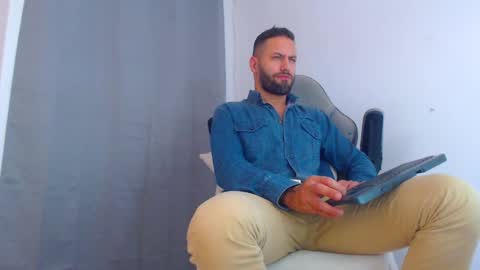 esteban online show from 12-06-24, 12:23