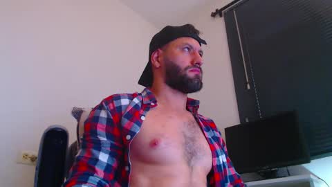 esteban online show from 02-02-26, 03:44