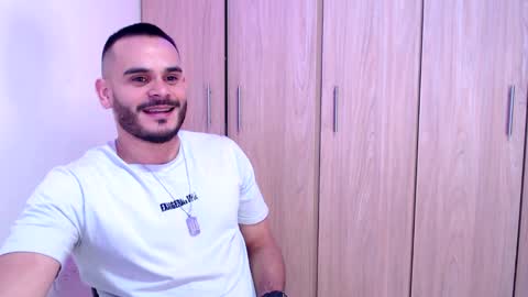 Esteban Fernandez online show from 01-30-25, 02:04