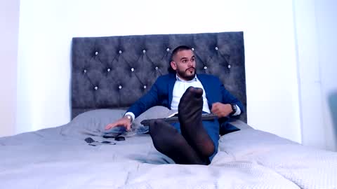 Esteban Fernandez online show from 09-08-25, 03:00