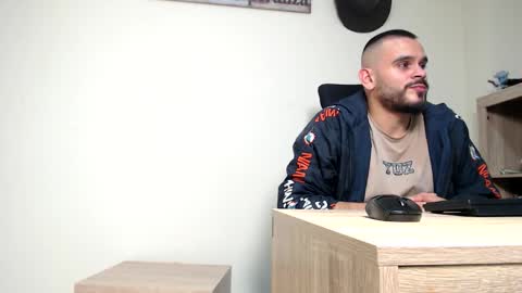 Esteban Fernandez online show from 02-15-26, 03:36