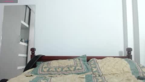 Esteban Reyes  independent model online show from 11-19-25, 10:21