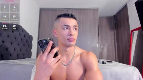 Snapshot of esteban_stud97 chatting on 11-24-25, 09:36 Esteban Stud online show from 11-24-25, 09:36