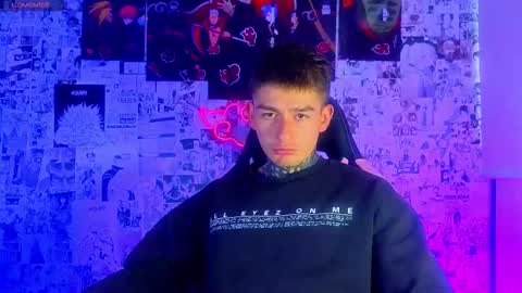 Esteban independent model online show from 03-26-26, 09:31