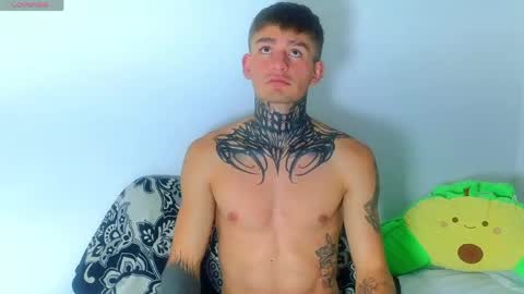 Esteban independent model online show from 05-19-26, 01:56