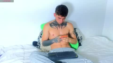 Esteban independent model online show from 06-02-26, 11:45