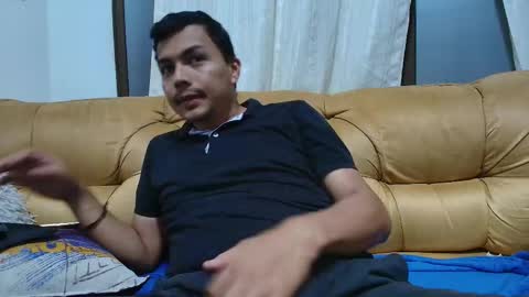 Snapshot of estebancot0314 chatting on 10-07-25, 03:04 Esteban online show from 10-07-25, 03:04