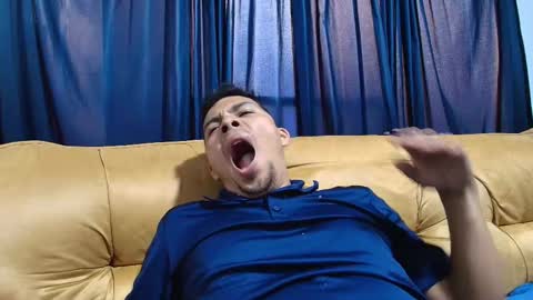 Snapshot of estebancot0314 chatting on 03-25-26, 10:38 Esteban online show from 03-25-26, 10:38