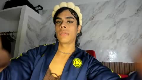 Snapshot of estefani_robles chatting on 06-22-26, 01:07 estefani robles online show from 06-22-26, 01:07