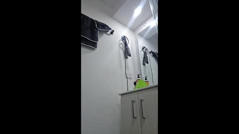 Estefanii R online show from 01-13-26, 01:27