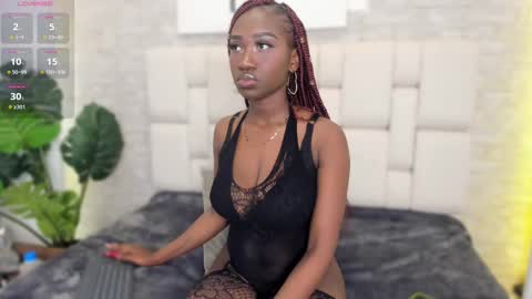 Snapshot of estefanyy_ chatting on 02-26-25, 11:30 estefany online show from 02-26-25, 11:30