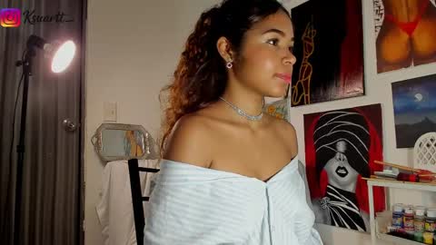 Snapshot of estefy_arroyo1 chatting on 05-05-26, 03:03 estefy_arroyo1 online show from 05-05-26, 03:03