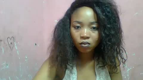 estelah20 online show from 12-04-25, 06:34