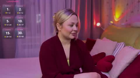 Estella online show from 02-20-26, 05:24