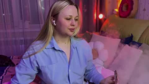 Estella online show from 04-01-26, 04:04