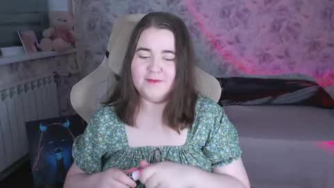 estelle_hicks online show from 05-30-26, 07:00