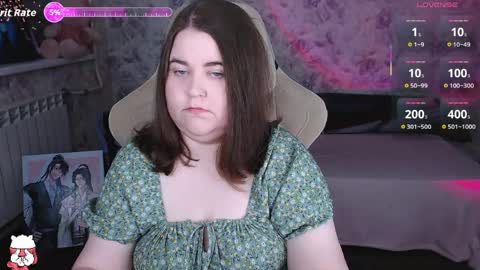 Snapshot of estelle_hicks chatting on 06-06-26, 06:45 estelle_hicks online show from 06-06-26, 06:45